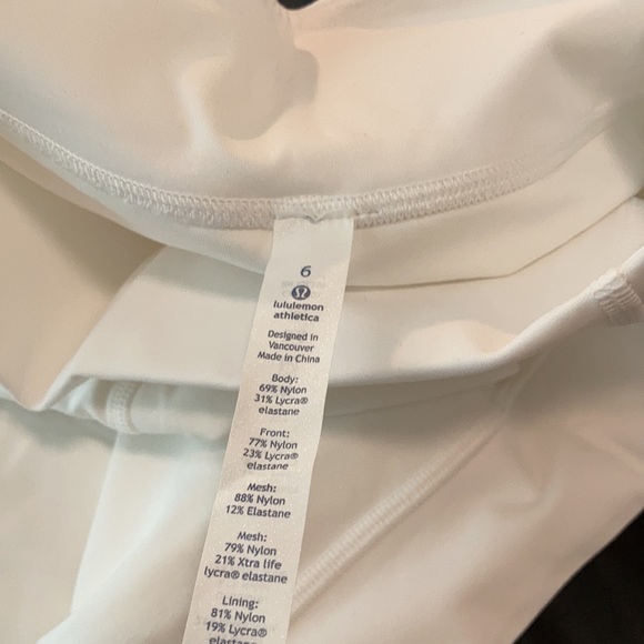 Twist and train crop 6 NWT - Picture 4 of 10